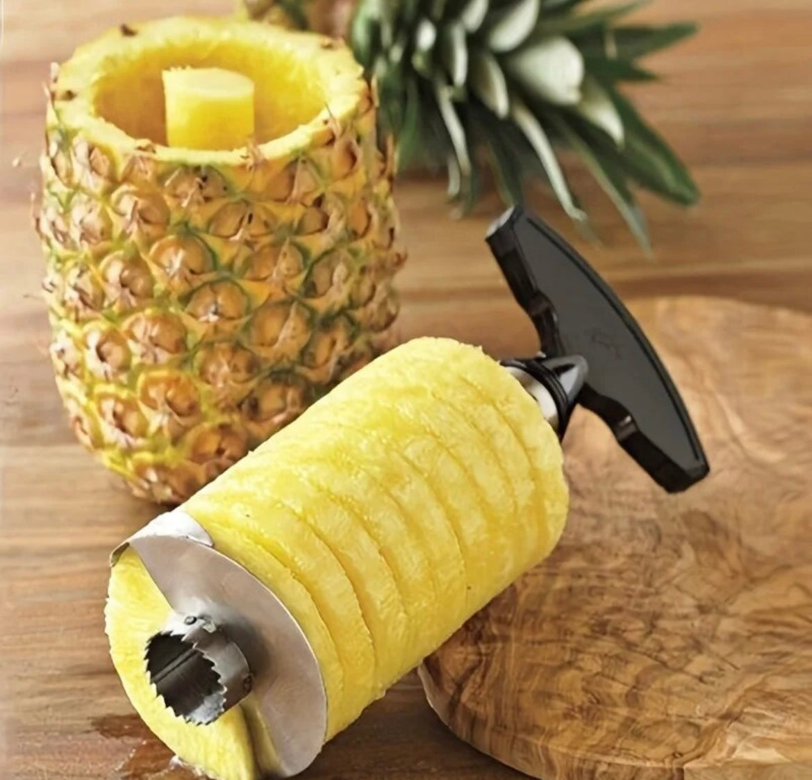 Pineapple Cutter and Corer