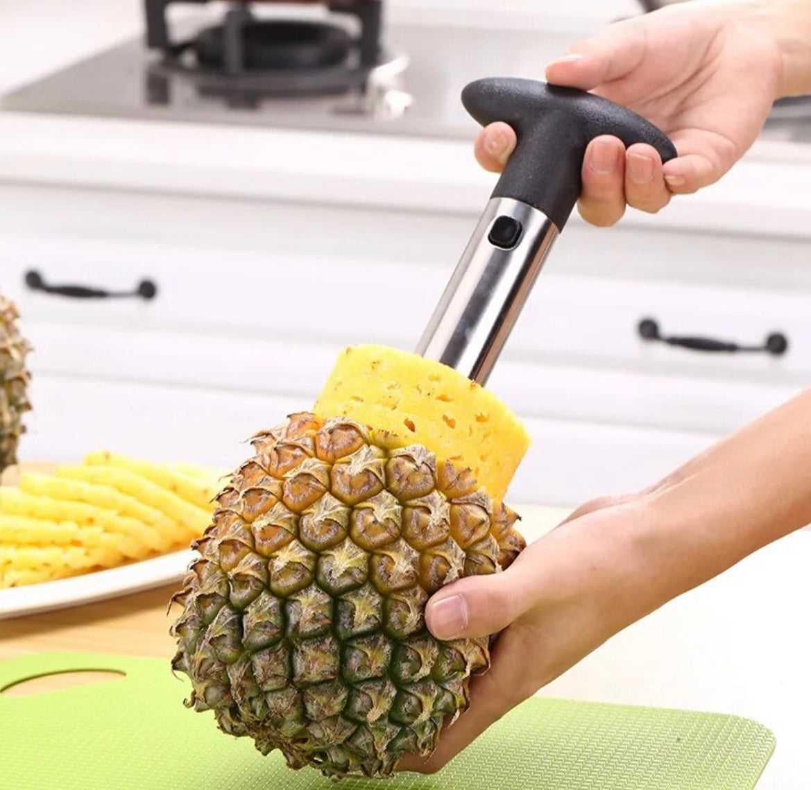 Pineapple Cutter and Corer